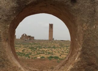 Doğal Taşlarda Ayrışma Türleri ve Tarihi Eserlere Etkileri